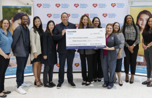 Hyundai sempre apoiando a comunidade Samantha Troncoso-Muñoz, BSN, RN, CSTR, trauma performance improvement nurse, Nicklaus Children’s Hospital, Khalil Davis, BS, trauma research assistant, Nicklaus Children’s Hospital, Ciara Calub, Hyundai Motor America, Stacey Morrow, Hyundai Motor America, Brandon Ramirez, director, corporate social responsibility, Hyundai Motor America, Shannon Odell, MSN, RN, FACHE, NE-BC, RNC-OB, vice president and chief nursing officer, Nicklaus Children’s Hospital, Monica Roos, senior director of development for foundations and grants, Nicklaus Children’s Hospital Foundation, Malvina Duncan, RN, CPN, CPSTI, CLC, Nicklaus Children’s Hospital community outreach injury prevention coordinator/Safe Kids Miami-Dade County coordinator, Adria Greenhauff, foundation grants manager, Nicklaus Children’s Hospital Foundation, Shakeva Swain, DNP, RN, CPN, TCRN, trauma program director, Nicklaus Children’s Hospital at Nicklaus Children’s Hospital on March 6, 2024. (Foto/Ryan Miller)