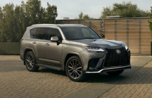 2025 Lexus LX 700h
