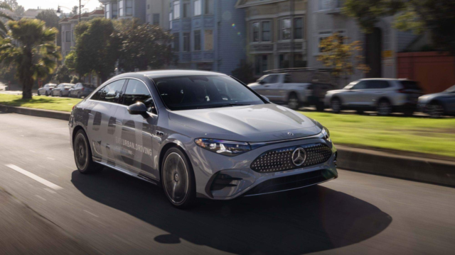 Mercedes-Benz-CLA-with-MB.Drive-Assist