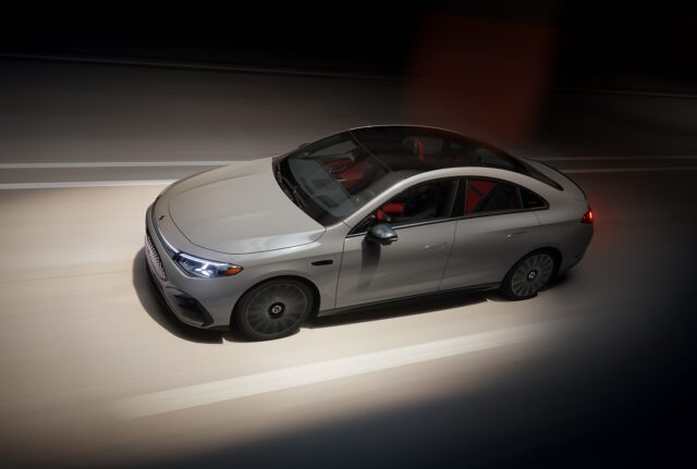 2027-CLA350-4M-SEDAN-GAL-01-DR